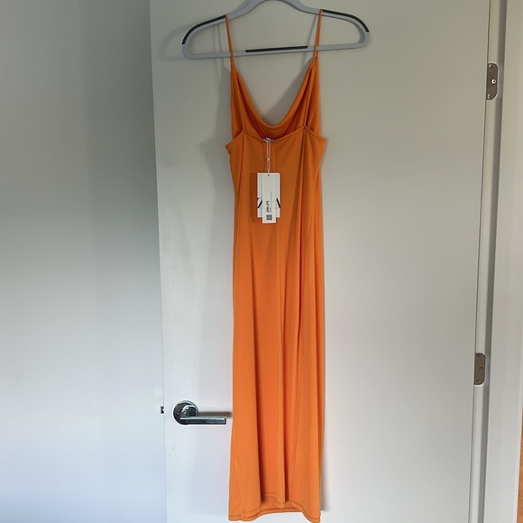 Zara Women’s dress - Picture 2 of 4